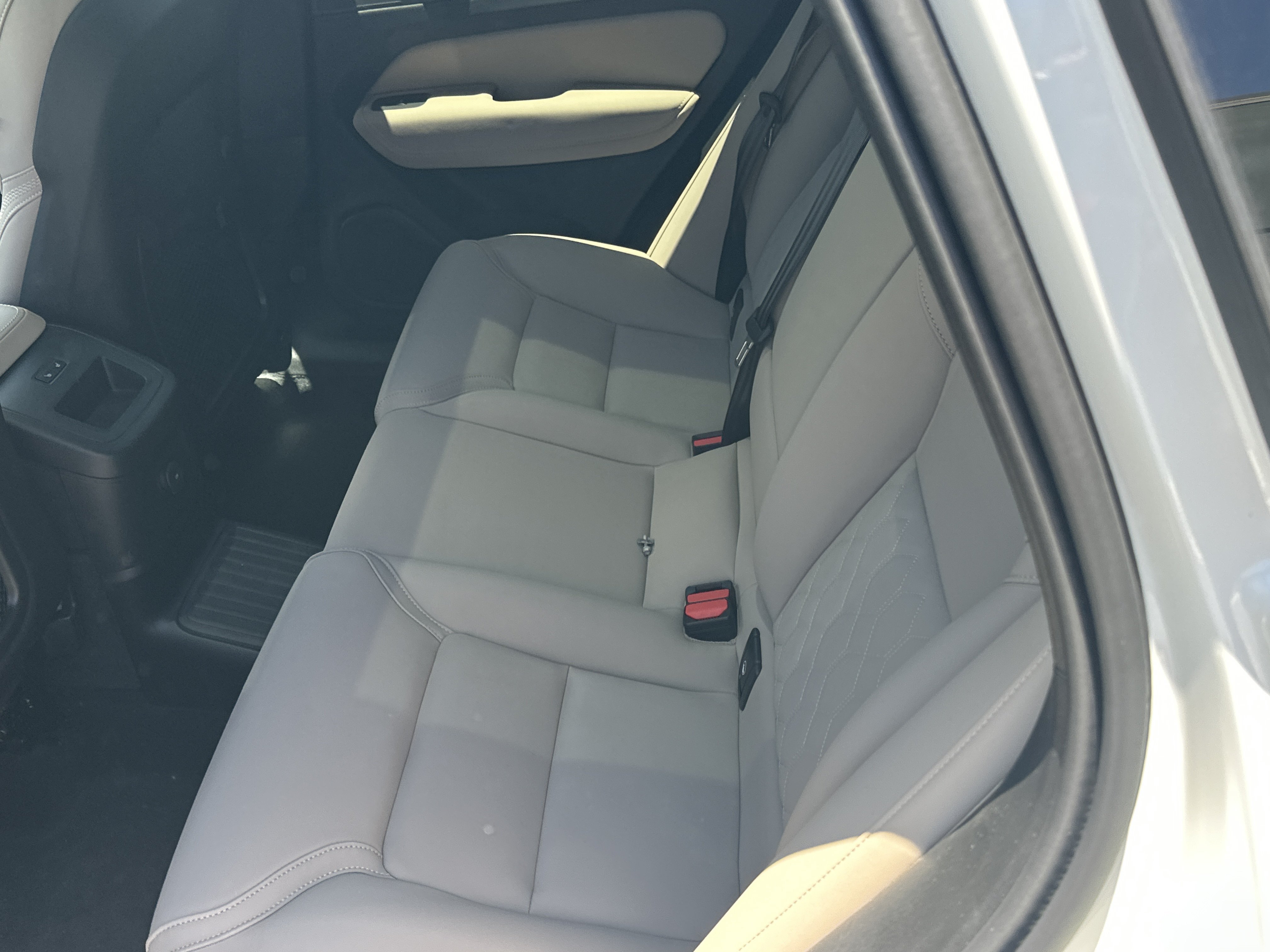 New 2026 Crystal White Volvo Core image 13