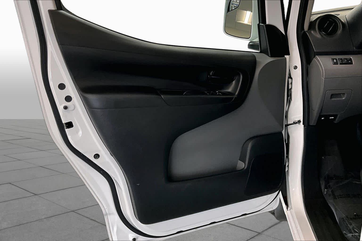 Used 2021 Fresh Powder Nissan SV image 21