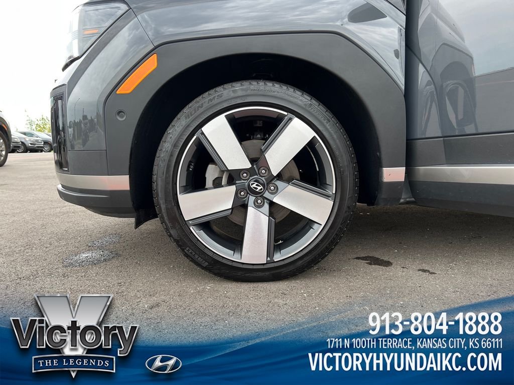 Used 2024 Gray Hyundai Limited image 27