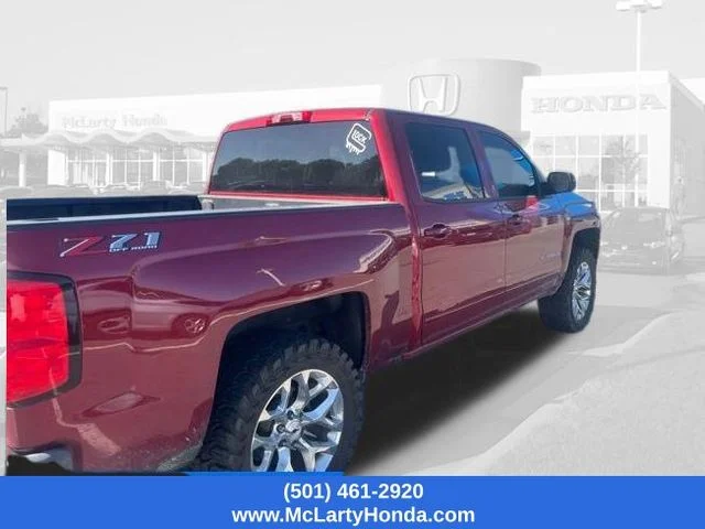 Used 2018 Red Chevrolet LT image 6