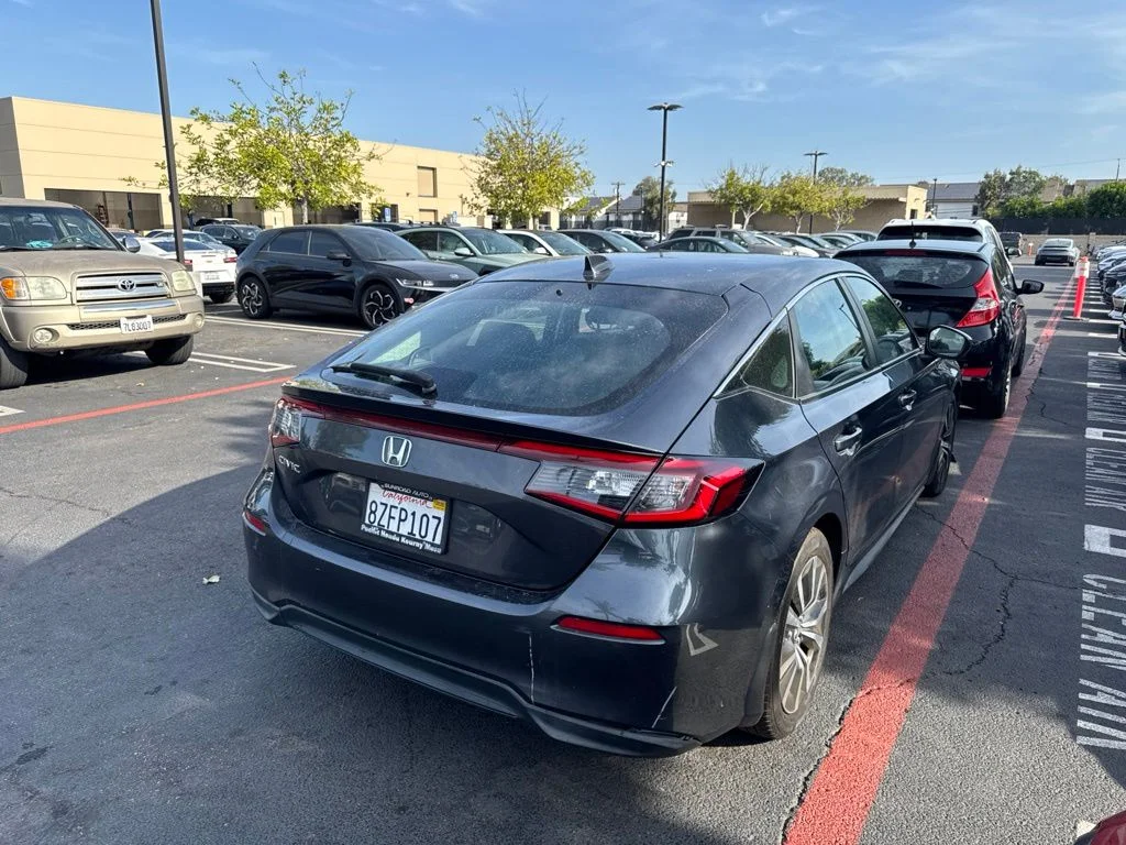 Used 2022  Honda EX-L image 4