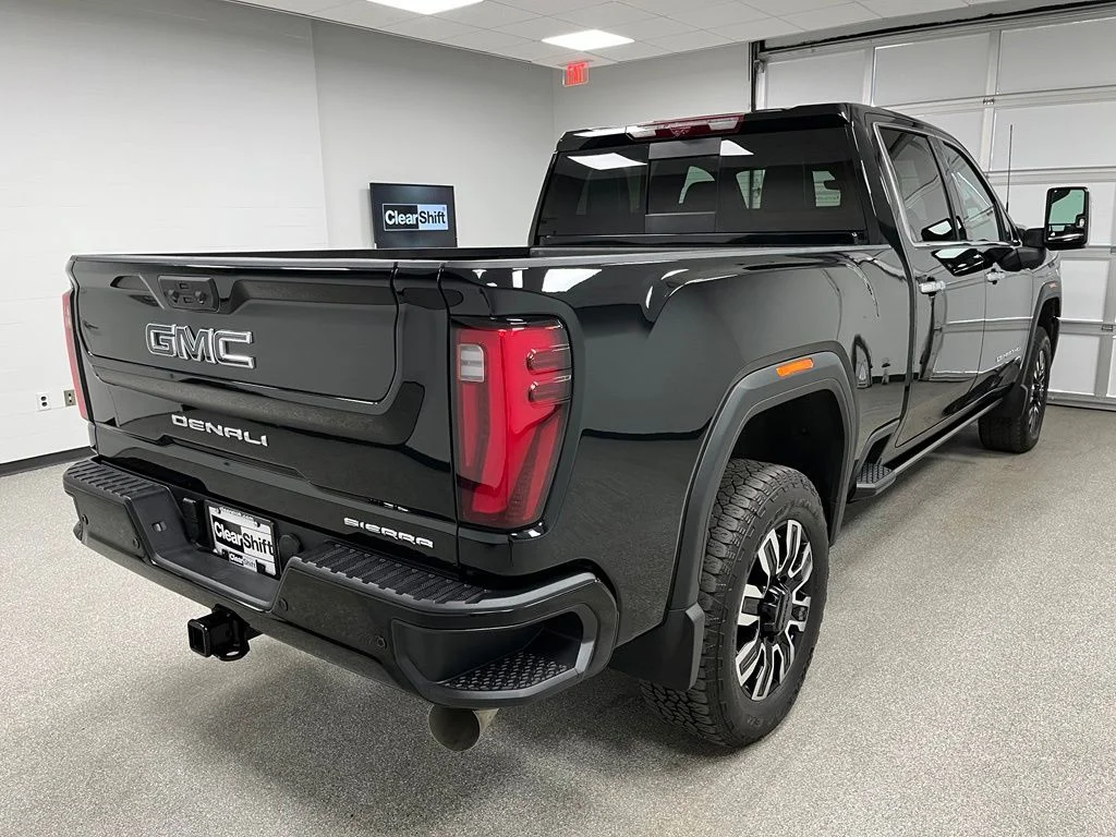 Used 2025 Black GMC Denali Ultimate image 10