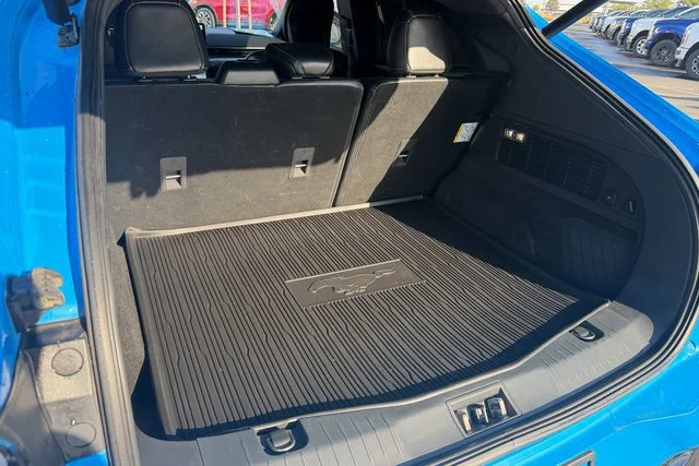 Used 2022 Blue Ford GT image 27