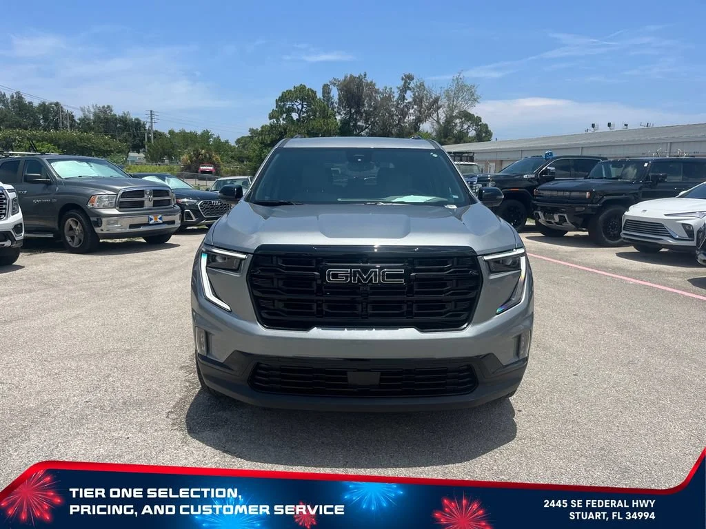 New 2026 Sterling Metallic GMC Elevation image 3