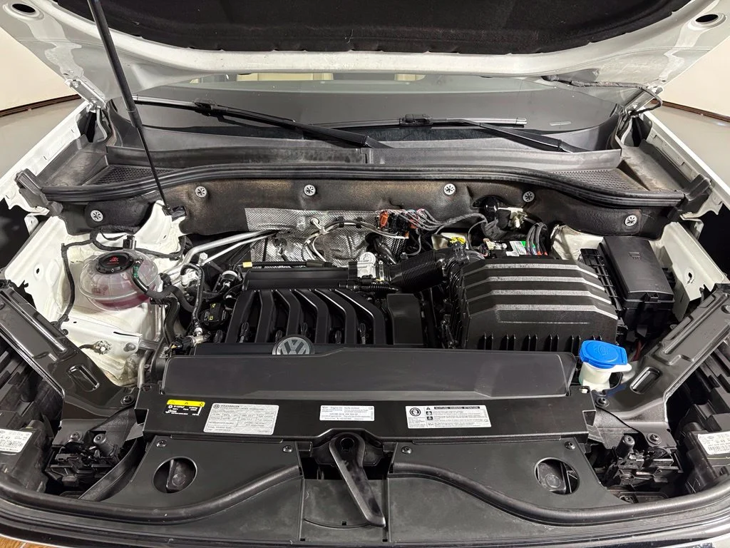 Used 2020 White Volkswagen 3.6L V6 SEL image 42