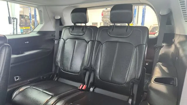 Used 2023 White Jeep Limited image 20