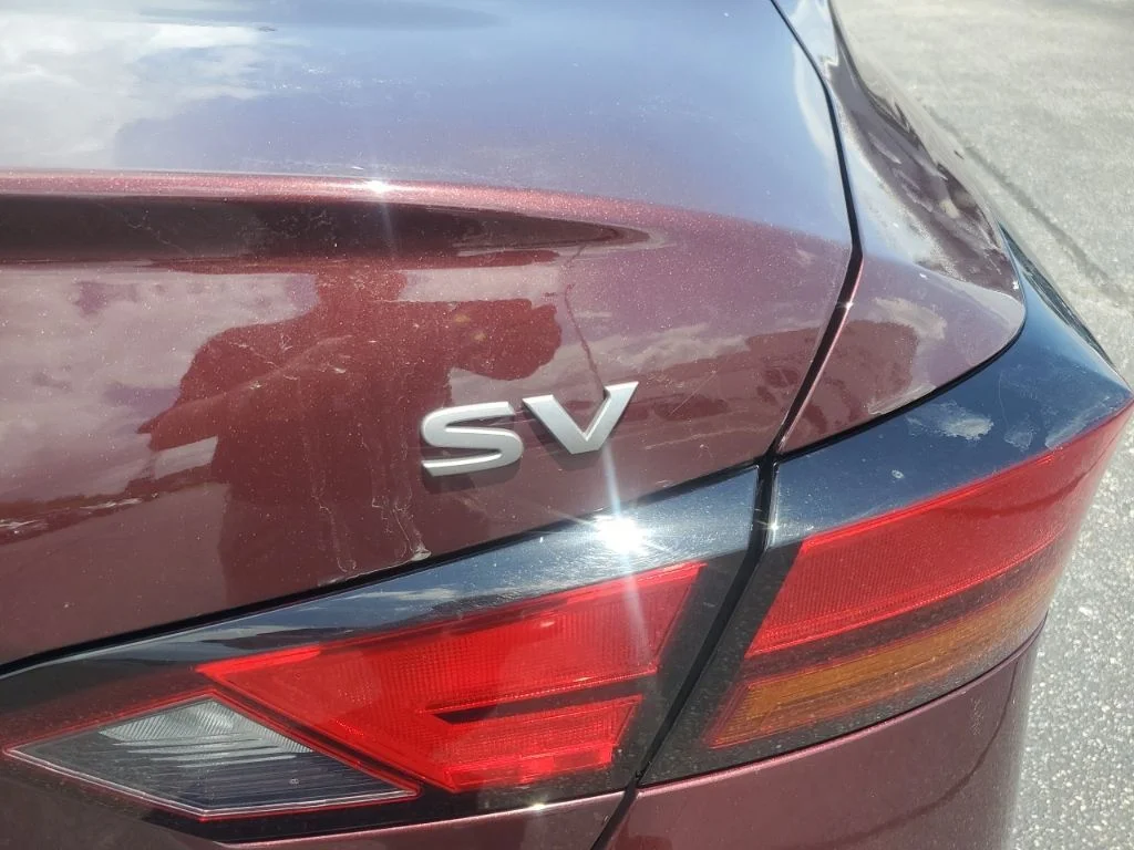 Used 2024 Red Nissan 2.5 SV image 5