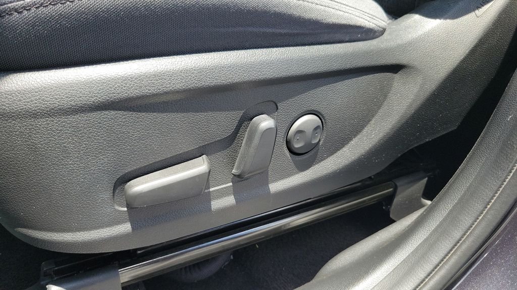 Certified Used 2023 Gray Hyundai SEL image 16
