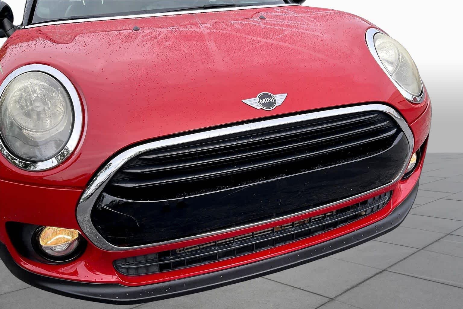 Used 2017 Blazing Red Metallic MINI Cooper image 29