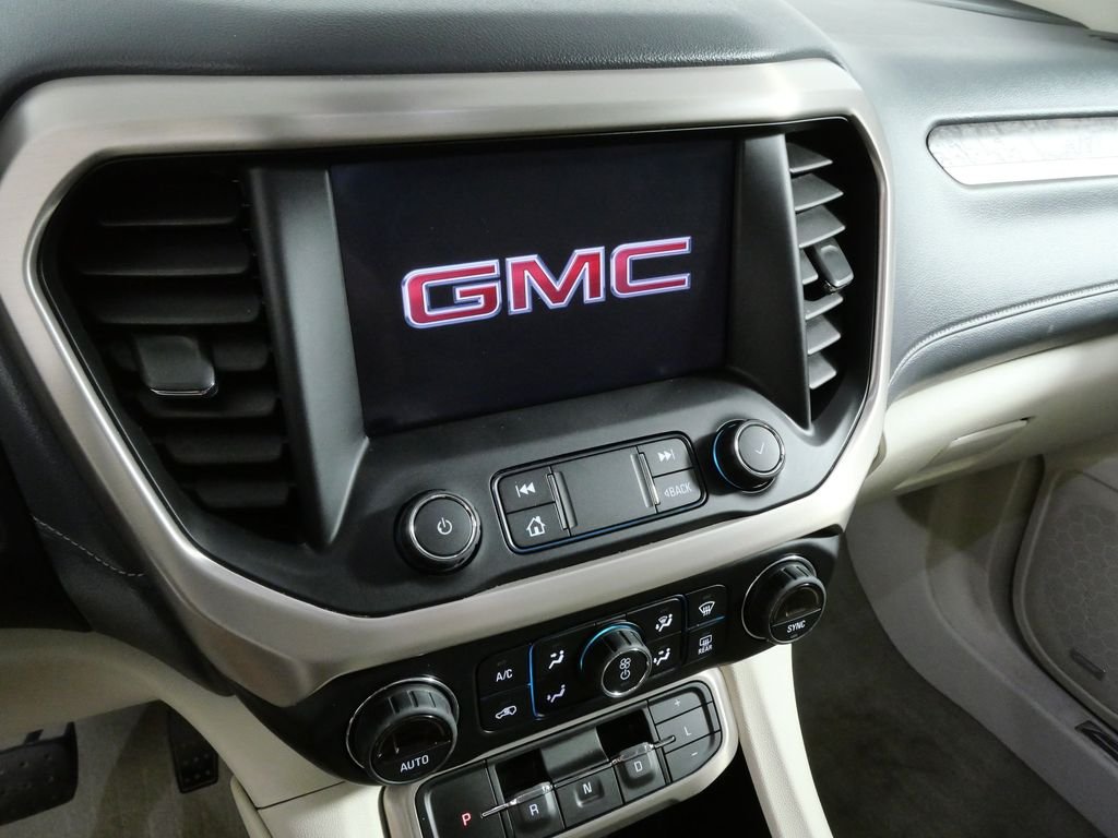 Used 2020 White GMC Denali image 14