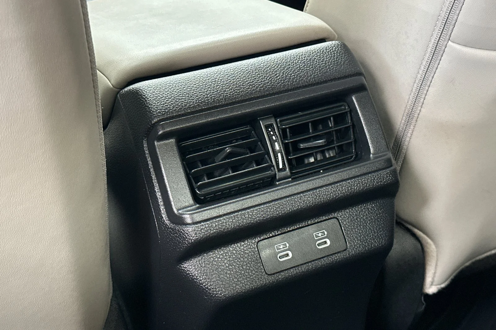 Used 2024 Meteorite Gray Metallic Honda EX-L image 17