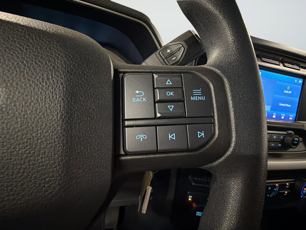 Used 2023 Black Ford XLT image 17