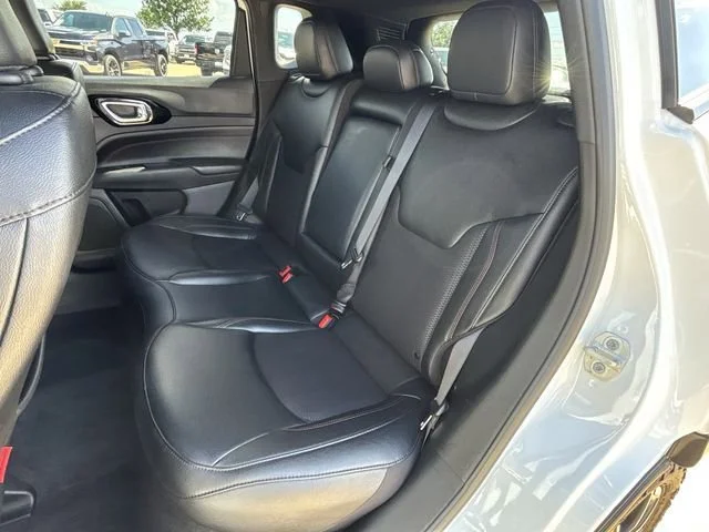 Used 2024 White Jeep Trailhawk 4x4 image 27