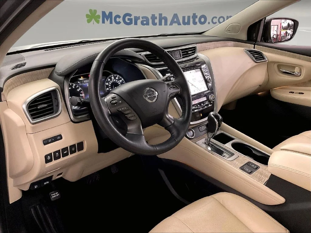Used 2022 Gray Nissan SL image 18