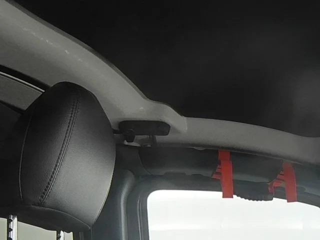 Used 2021 Gray Jeep Unlimited Sahara Altitude image 41