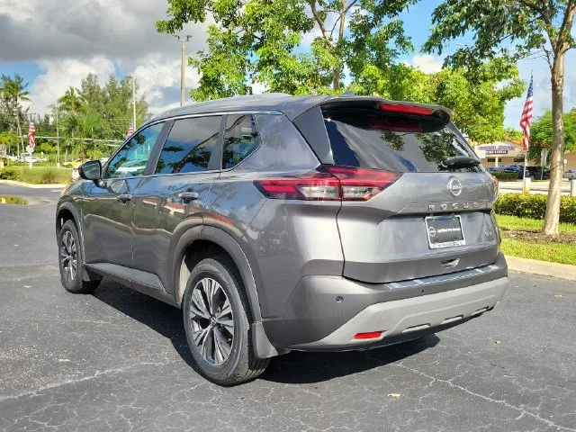 Certified Used 2023 Gray Nissan SV image 6