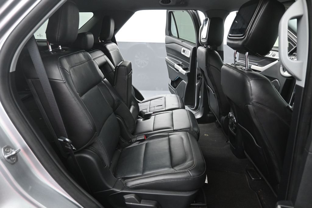 Used 2021 Silver Ford Limited image 10