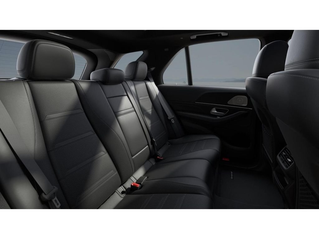 New 2027 Black Mercedes-Benz  image 5