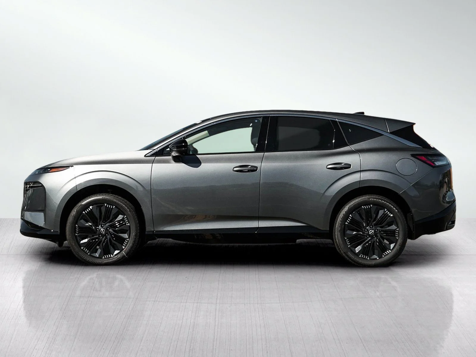 New 2027 Gun Metallic Nissan Platinum image 4