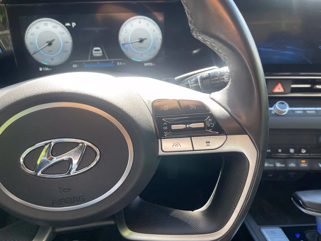 Used 2022 Blue Hyundai Limited image 20
