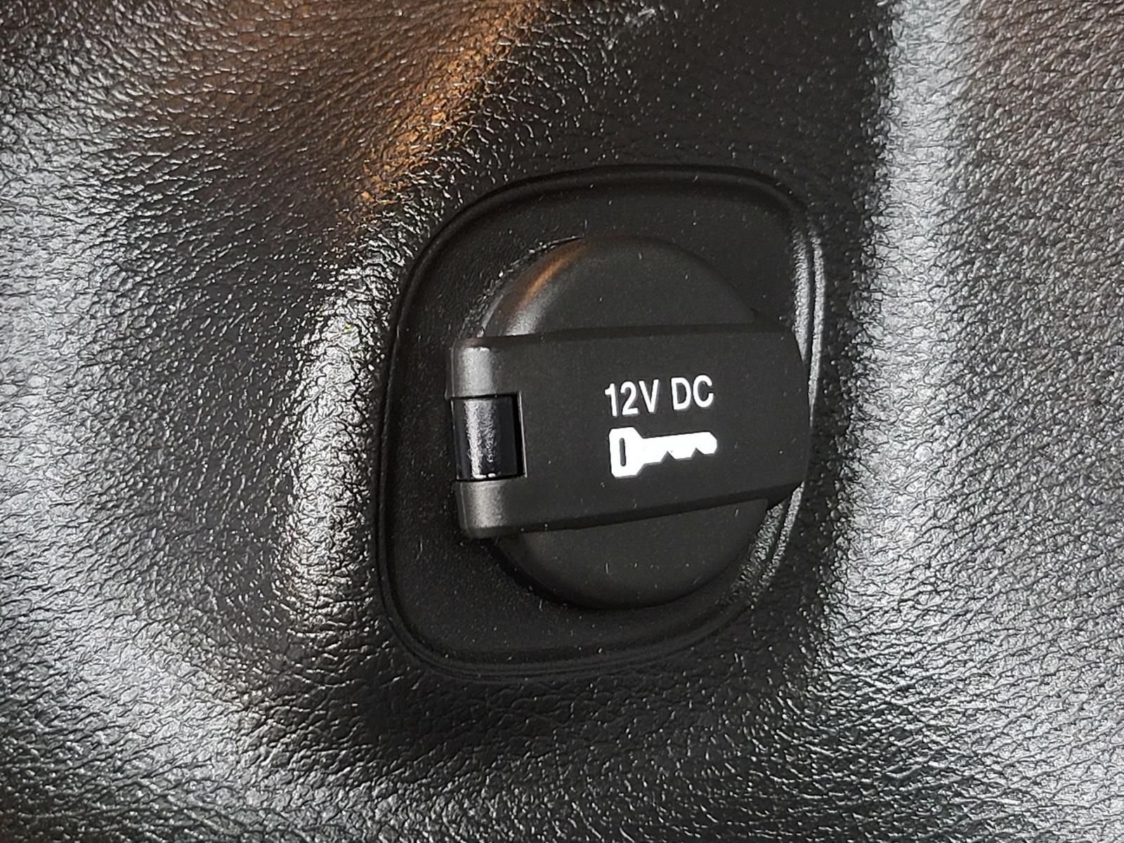 Used 2019 Bright White Clearcoat Jeep Limited image 12