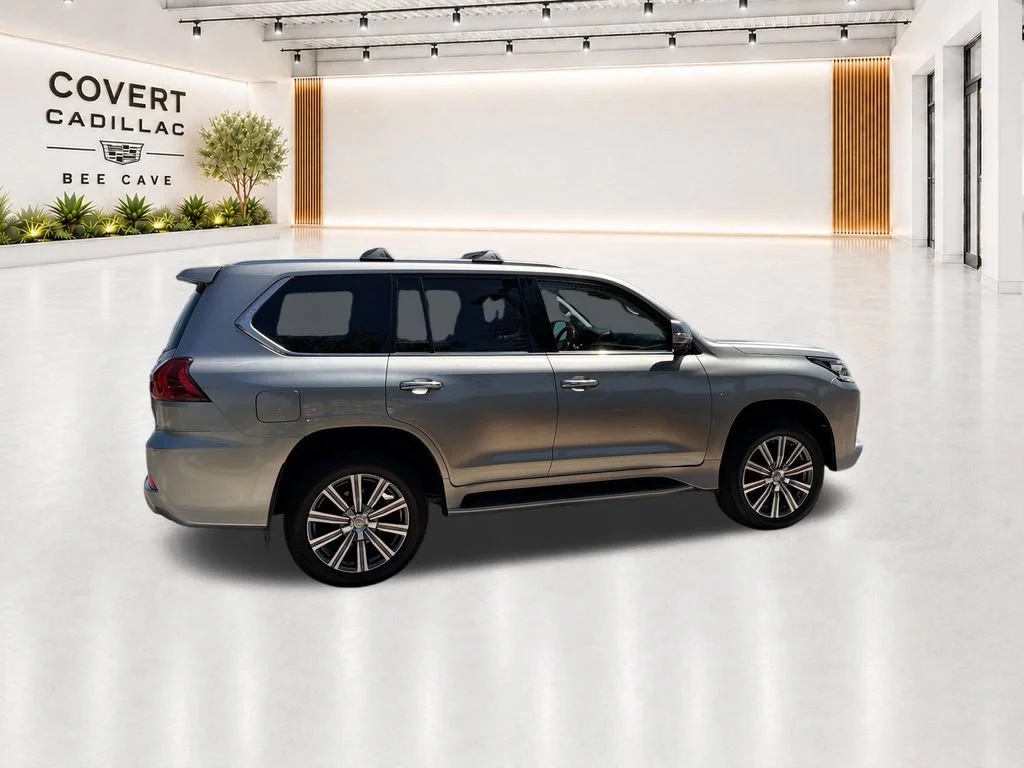 Used 2017  Lexus LX 570 image 15
