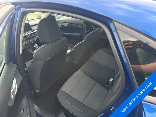Used 2024 Deep Sea Blue Kia LXS image 10