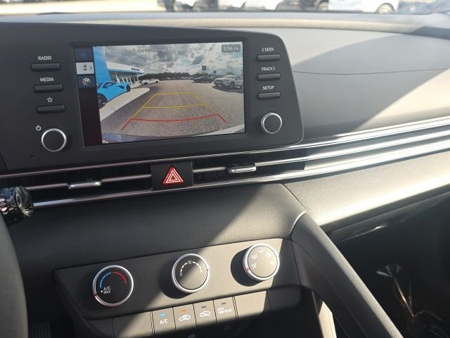 Used 2025 Gray Hyundai SE image 21