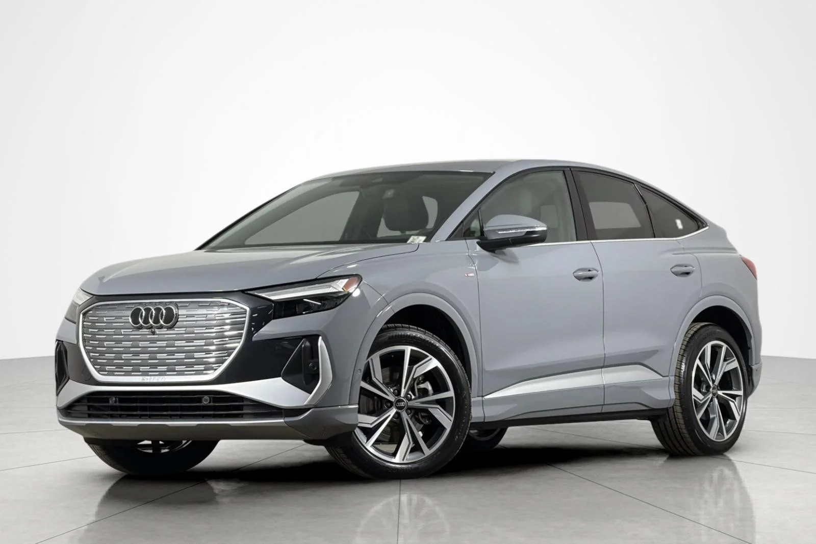 2023 Audi Q4 Sportback e-tron 50 Premium Plus quattro's photo