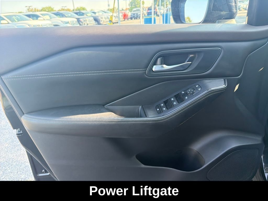 Used 2023 Black Nissan SV image 12