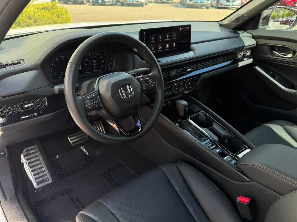 2026 Honda Accord Hybrid Sport-L - Photo 9