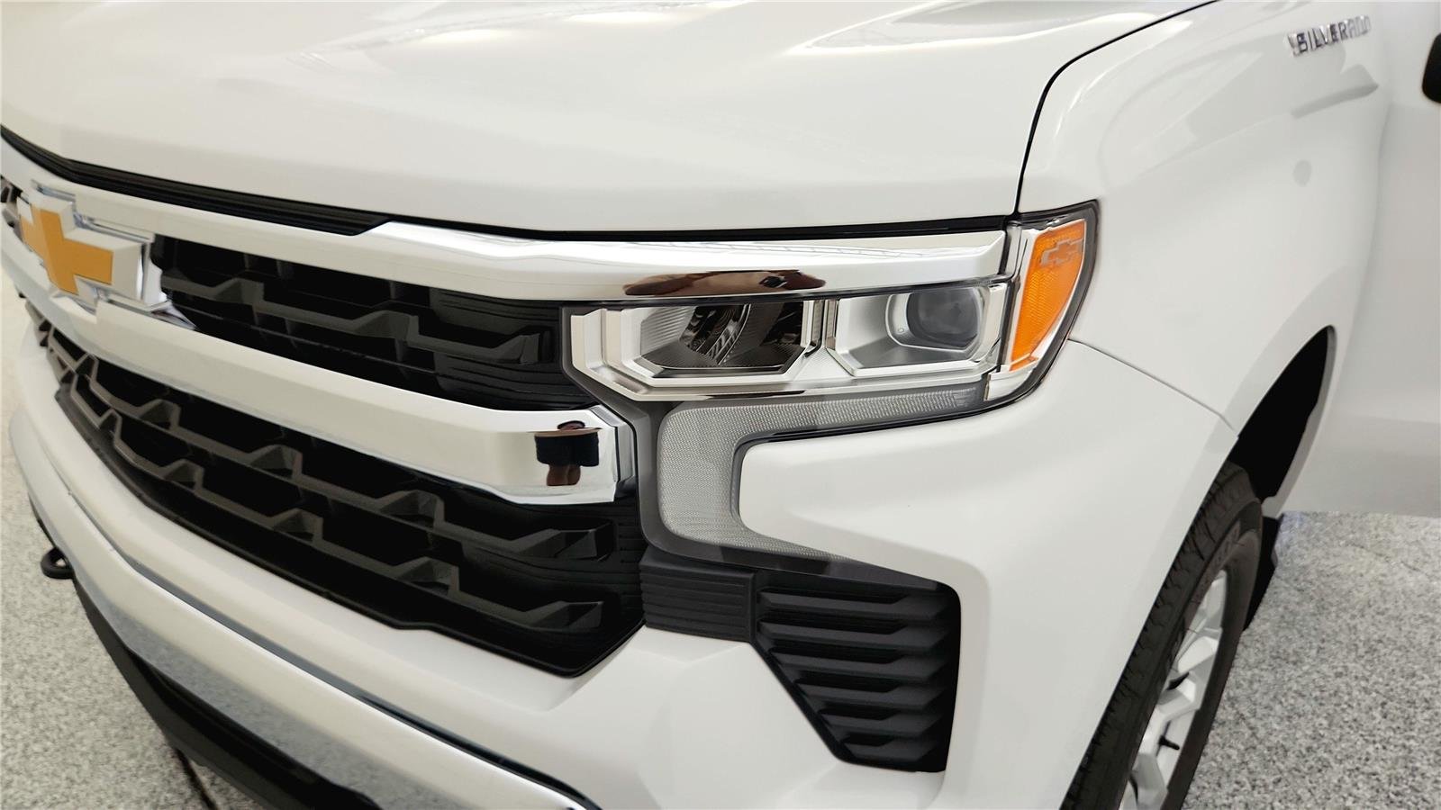 2026 Chevrolet Silverado 1500 LT - Photo 14