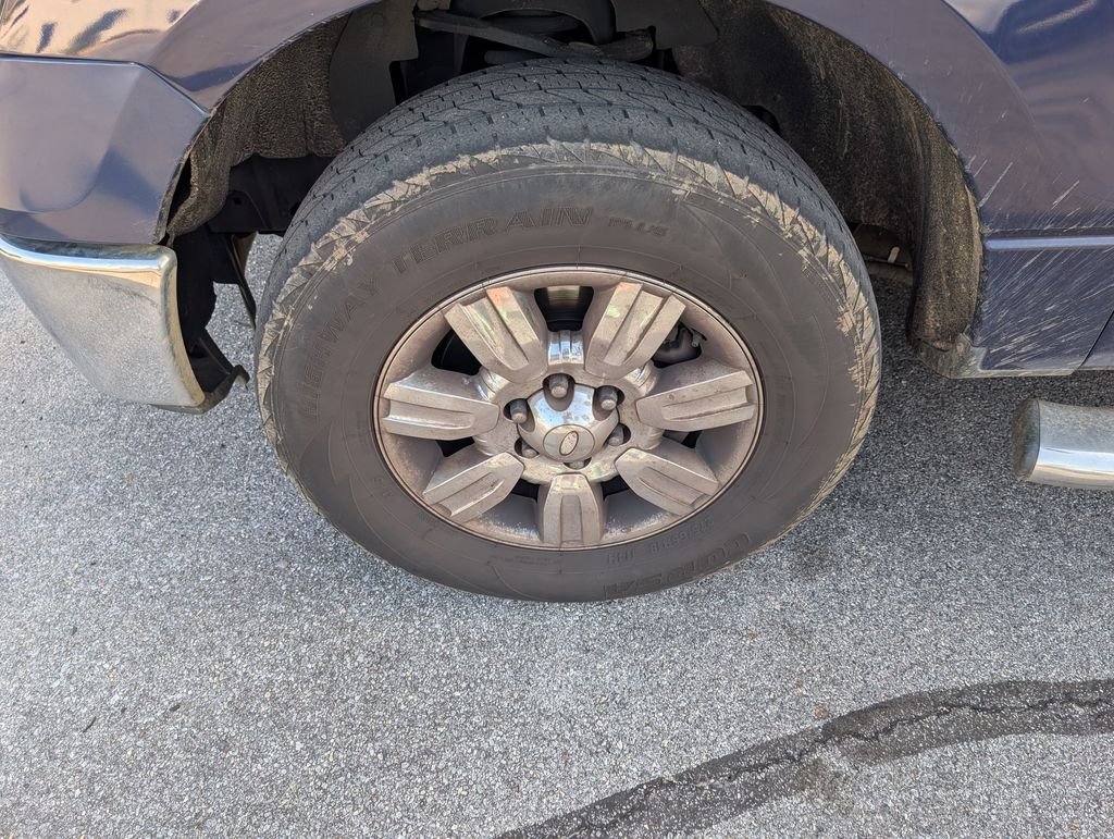 Used 2011 Blue Ford XLT image 6