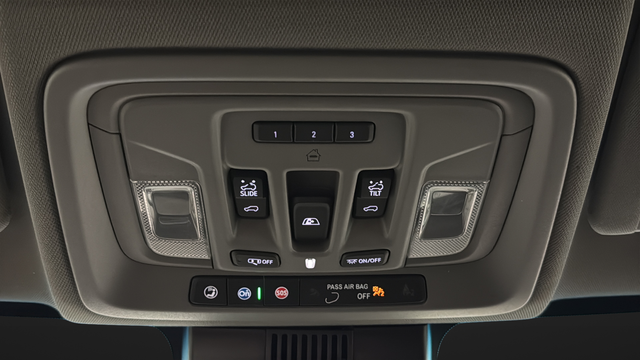 Used 2024 Onyx Black GMC Denali image 31
