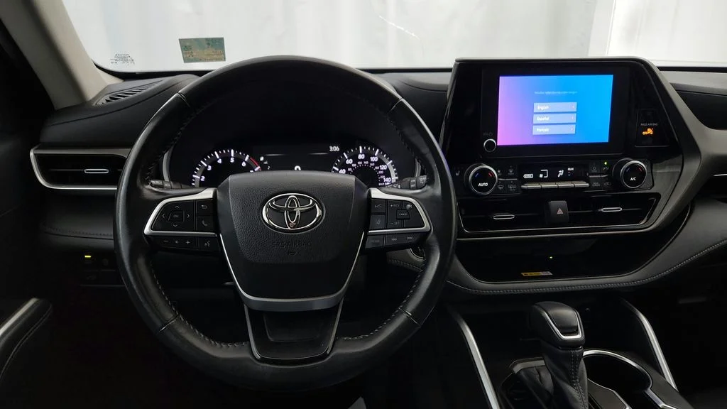 Used 2023 Gray Toyota XLE image 26