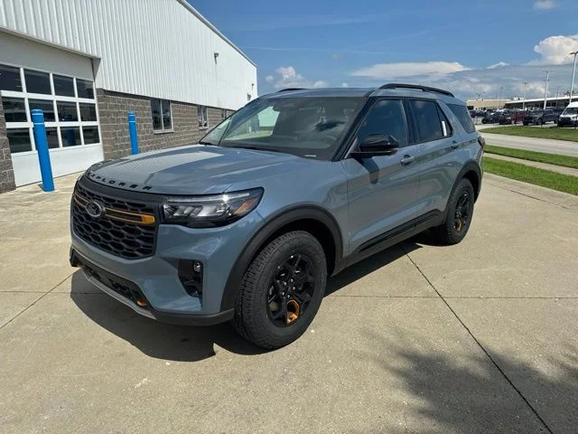 New 2026 Vapor Blue Metallic Ford Tremor image 10
