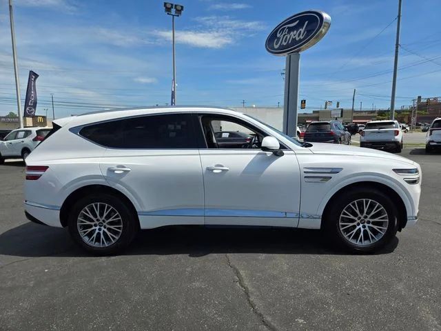 Used 2024 White Genesis 2.5T image 9