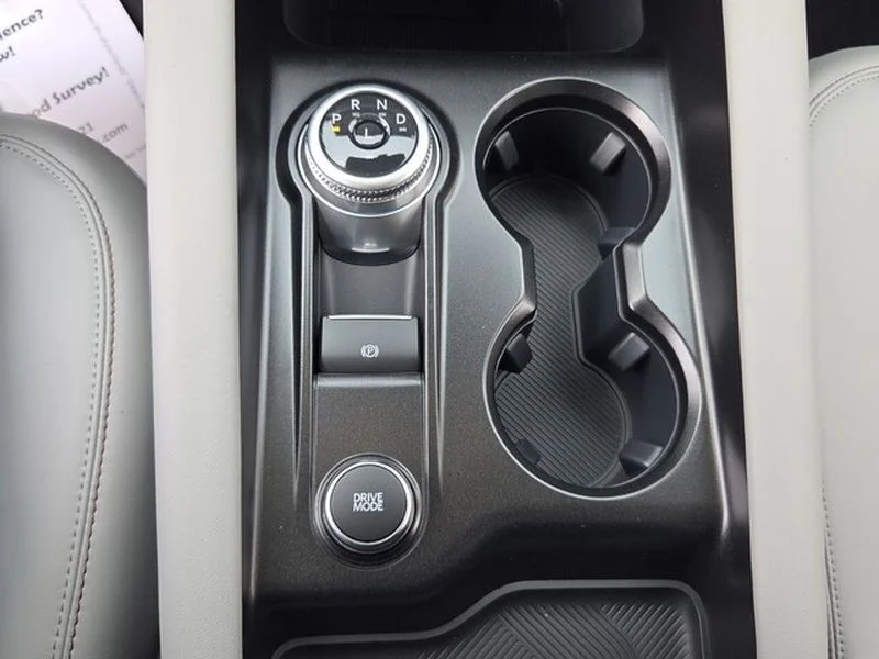 New 2026 Star White Metallic Tri-Coat Ford Active image 21