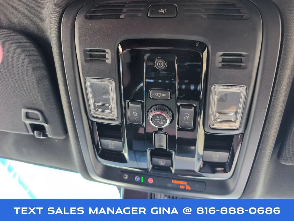 New 2026 Glacier White Tricoat GMC Denali Ultimate image 30