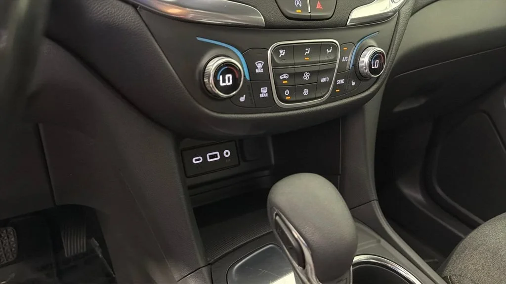 Used 2024 Lakeshore Blue Metallic Chevrolet LT image 23