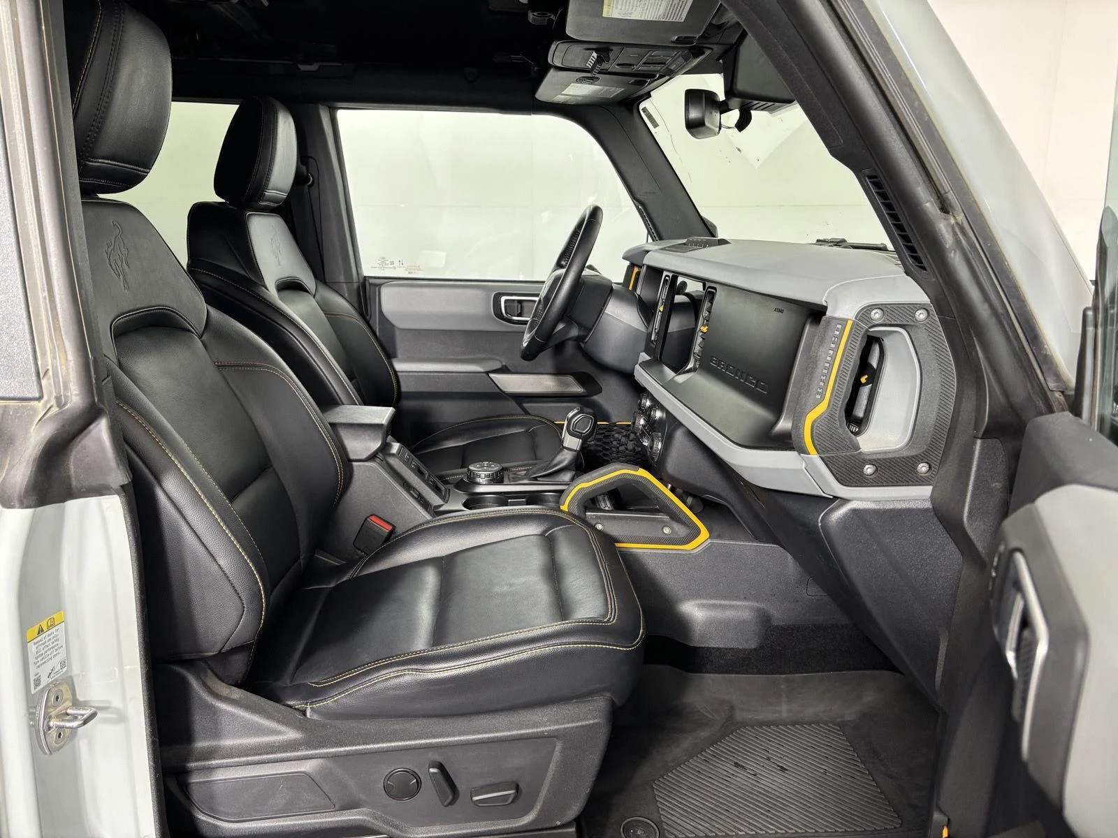 Used 2023 Cactus Gray Ford Badlands image 22
