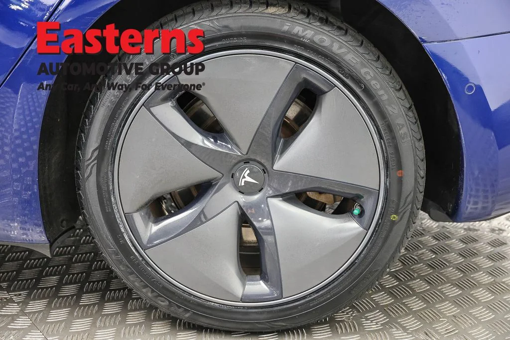 Used 2020 Blue Tesla Standard image 28