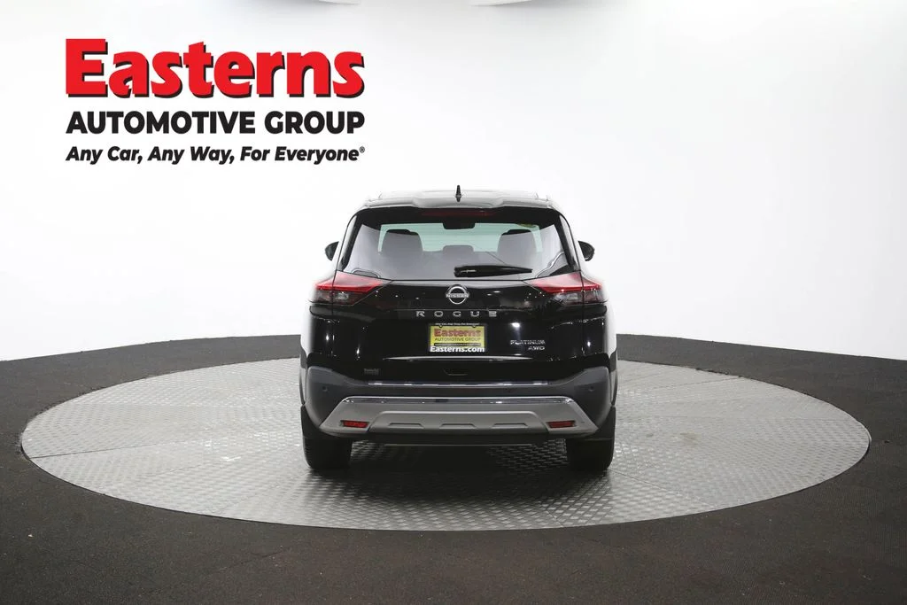 Used 2023 Black Nissan Platinum image 40