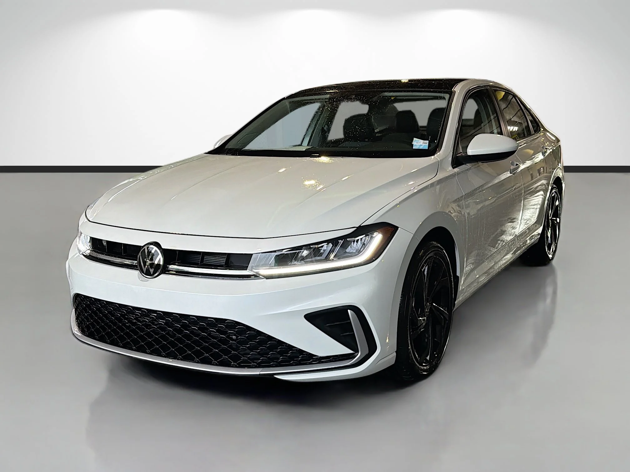 New 2026 White Pearl Volkswagen SE image 7
