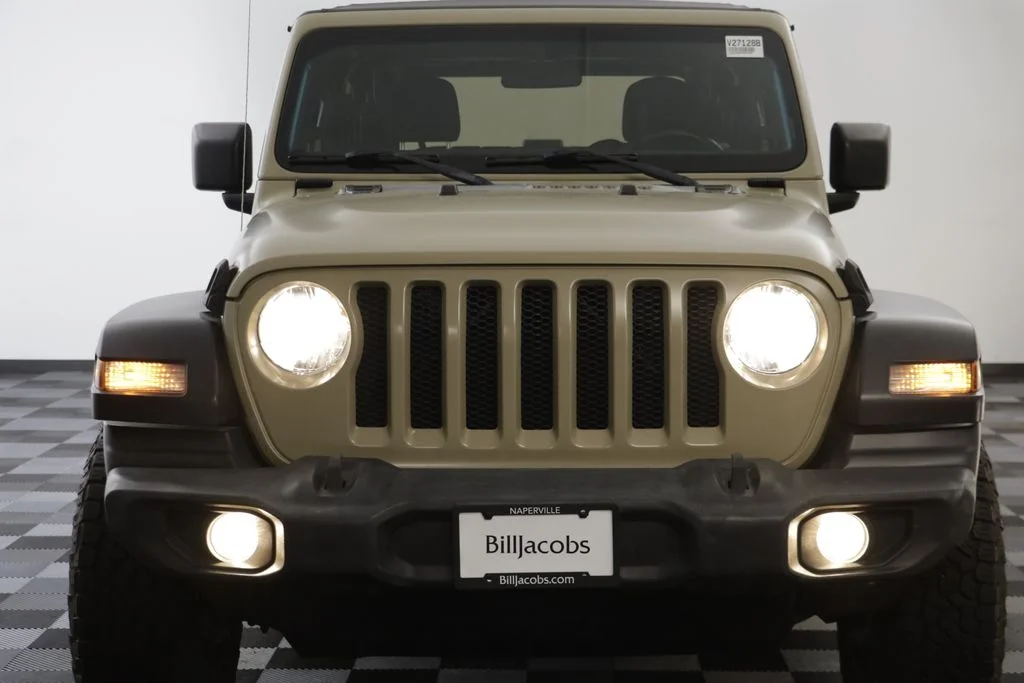 Used 2019 Bikini Pearlcoat Jeep Sport S image 20