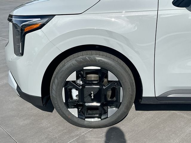New 2026 Ceramic Silver Kia EX image 32