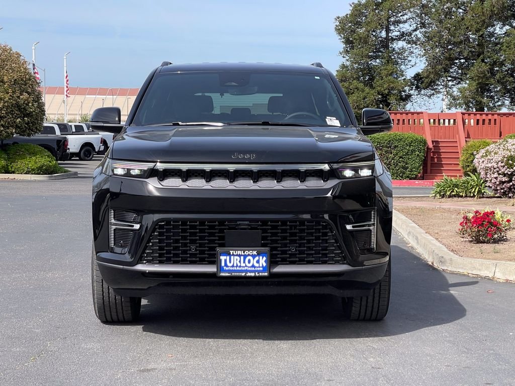 New 2026 High Gloss Black Exterior Paint Jeep Limited Altitude image 4
