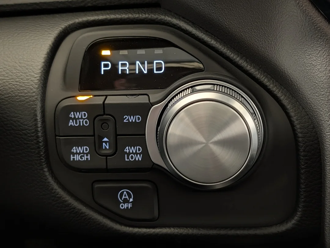 New 2026 Blue RAM Sport - - HEMI V8 - 20 Wheels - Sport Hood - Uconnect 5 NAV - LED Lights & More! image 20
