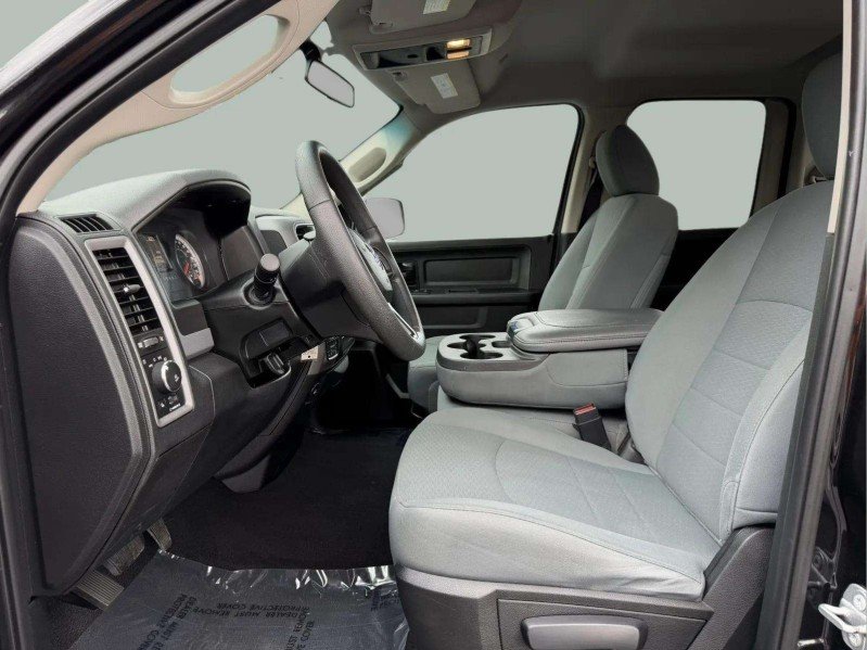 Used 2018  Ram Express image 18