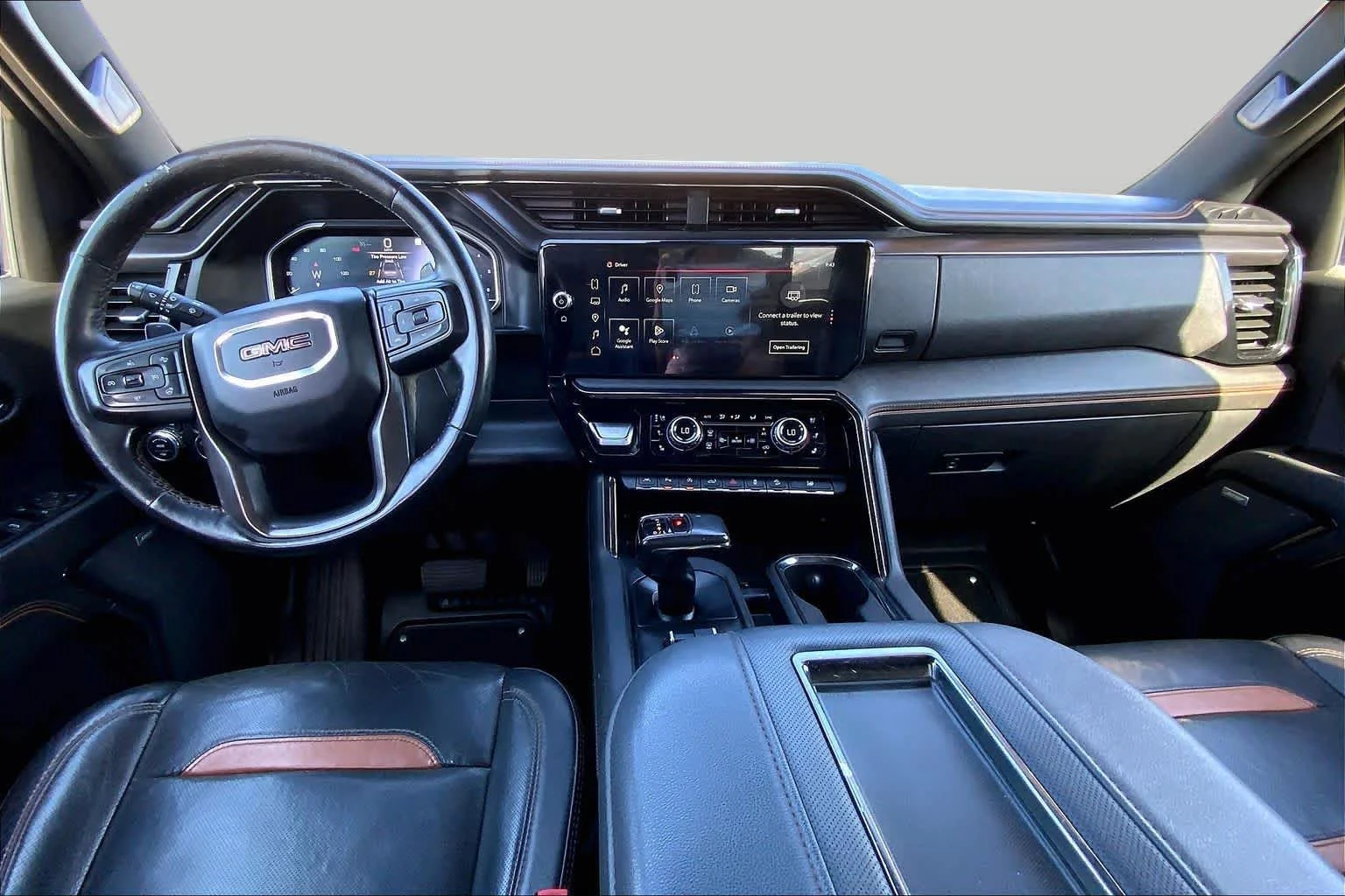 Used 2022 DYNAMIC BLUE METALLIC GMC AT4 image 14